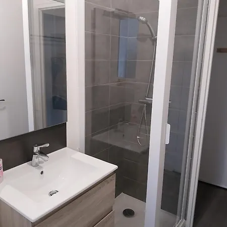 Appartement - Proche Des Plages Avec Jardin